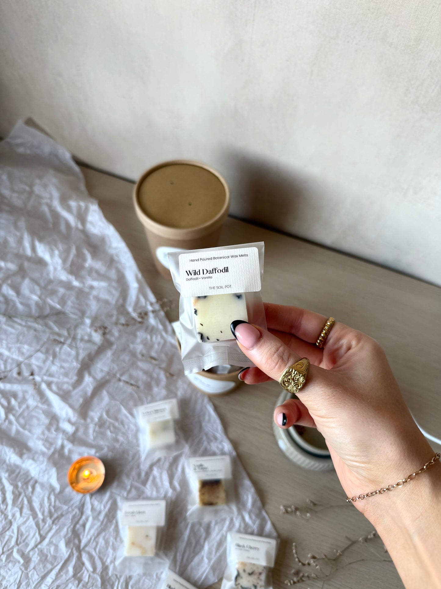 Mix & Melt - Wax Melt Sample Tub, Wax Melt Scent Discovery Box