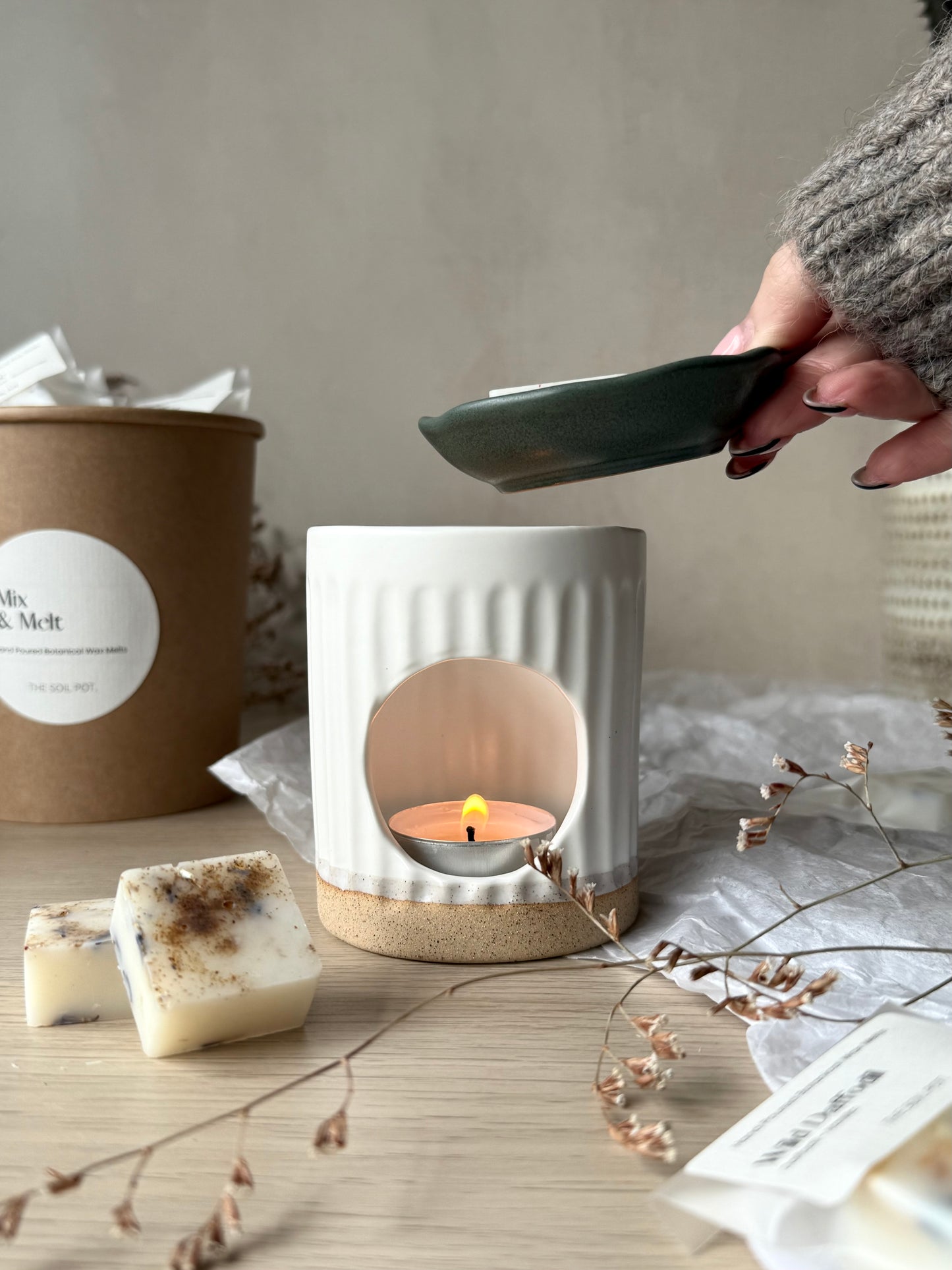 Hand Made Ceramic Sage & Ivory Wax Melt Burner Gift Set