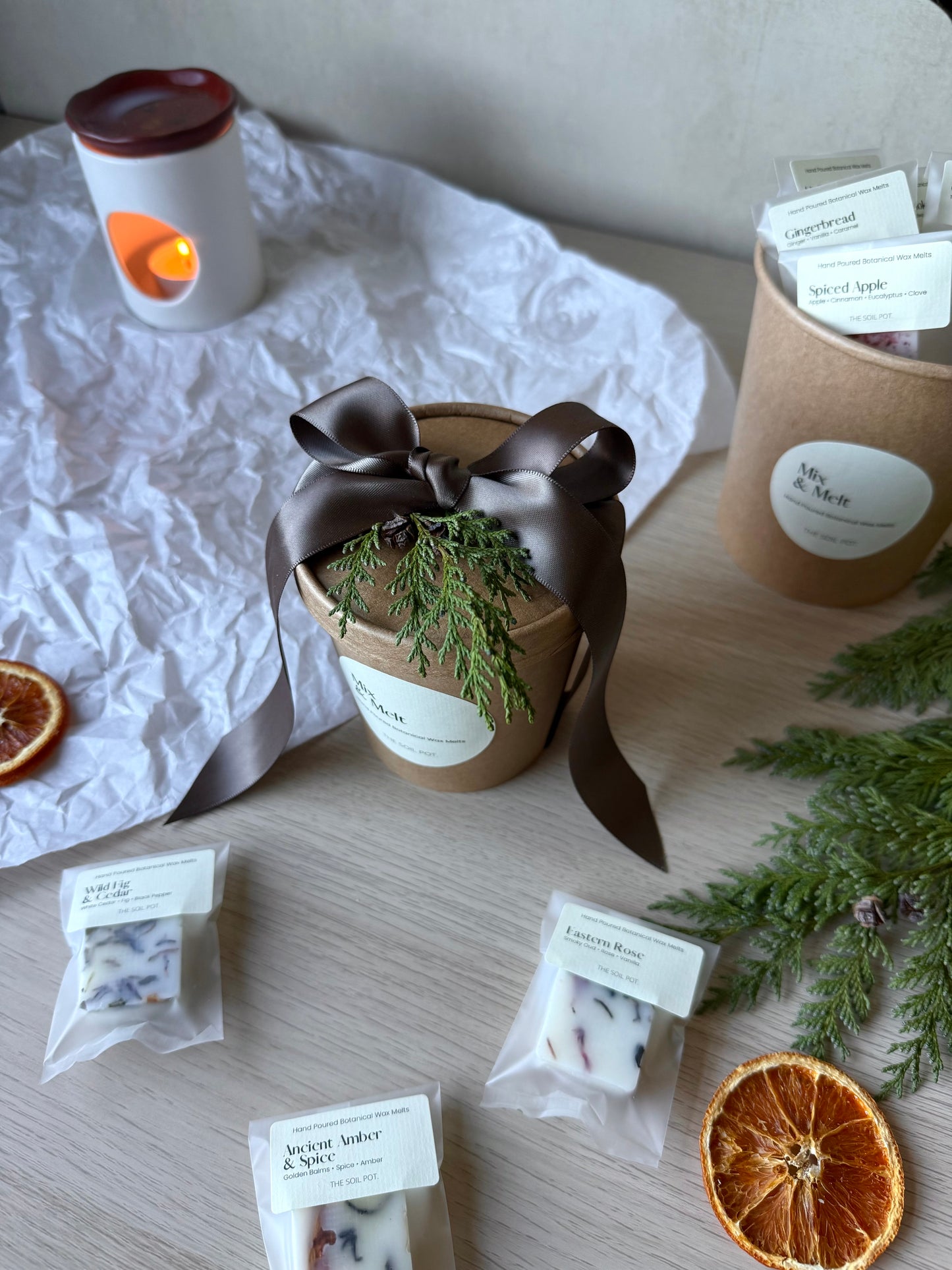 Festive Mix & Melt - Wax Melt Sample Tub, Wax Melt Scent Discovery Box